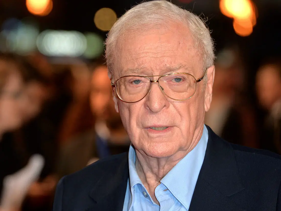 How tall is Michael Caine?